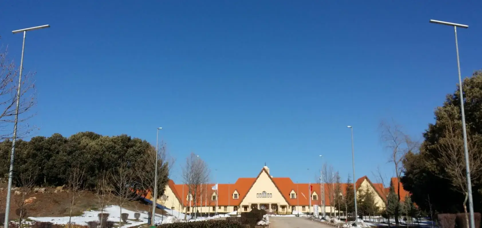 Al akhawayn University – Ifrane Road Led Lighting